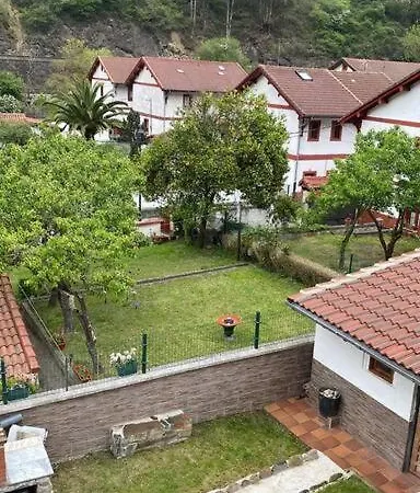 Dom wakacyjny De Bustiello,cercano A Estaciones De Esqui Mieres (Asturias)