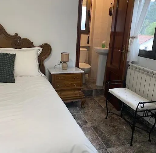 De Bustiello,poblado De Interes Cultural, Cercano A Finales De Etapas De La Vuelta Ciclista De Espana Mieres (Asturias)