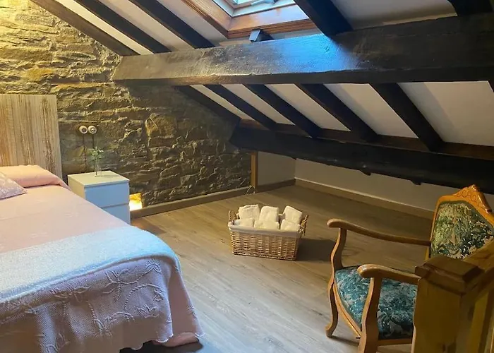 De Bustiello,poblado De Interes Cultural, Cercano A Finales De Etapas De La Vuelta Ciclista De Espana * Mieres (Asturias)