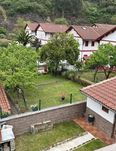 Casa de Férias De Bustiello,poblado De Interes Cultural, Cercano A Finales De Etapas De La Vuelta Ciclista De Espana Mieres (Asturias)