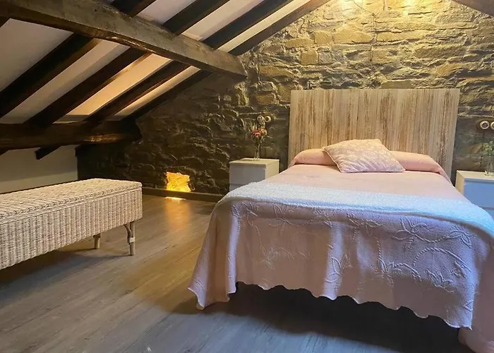 De Bustiello,poblado De Interes Cultural, Cercano A Finales De Etapas De La Vuelta Ciclista De Espana * Mieres (Asturias)